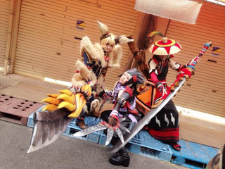 Illustration for article titled Cosplay Overruns the Streets of Osaka